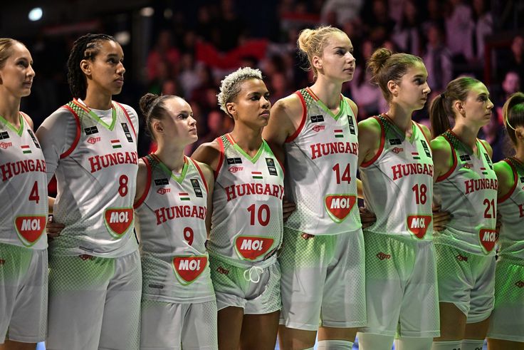 Eldőlt, Ruandában lép pályára a magyar válogatott