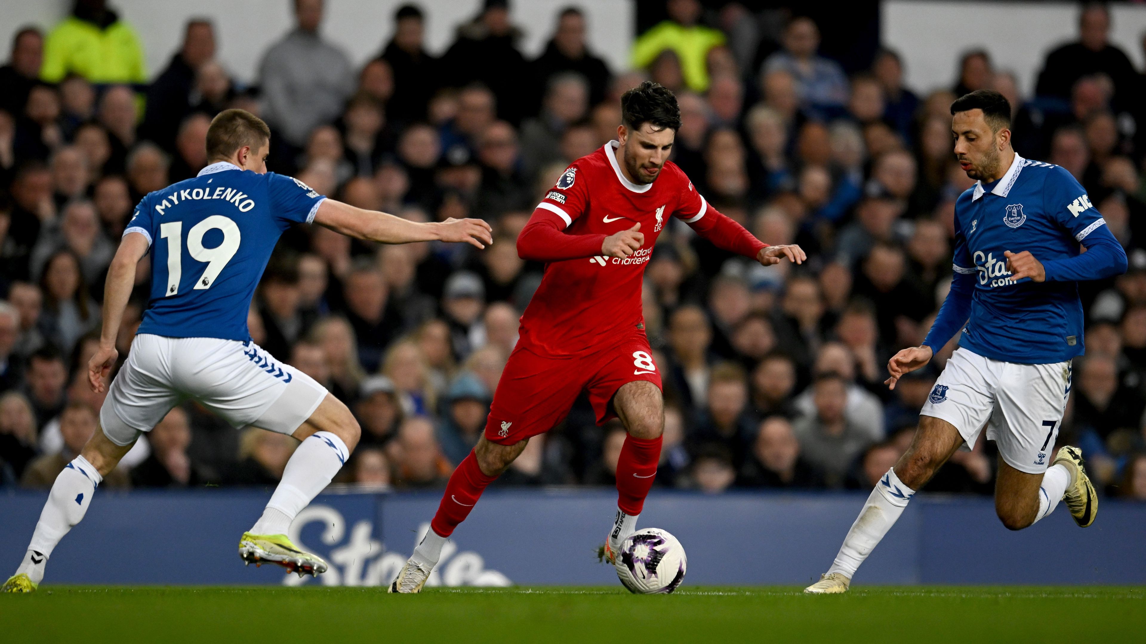 A Liverpool – Szoboszlai Dominikkel a kezdőcsapatban – fontos három pontot veszített el az Everton elleni vereséggel. (Fotó: Getty Images)