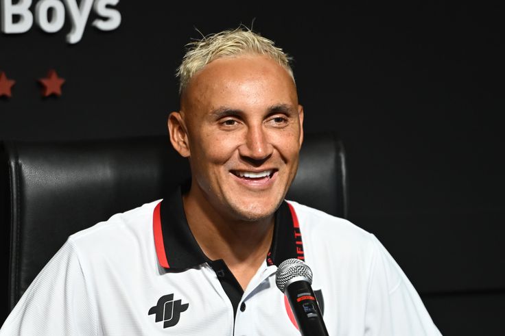 A Real Madrid legendás kapusa bóknak vette a Barcelona érdeklődését