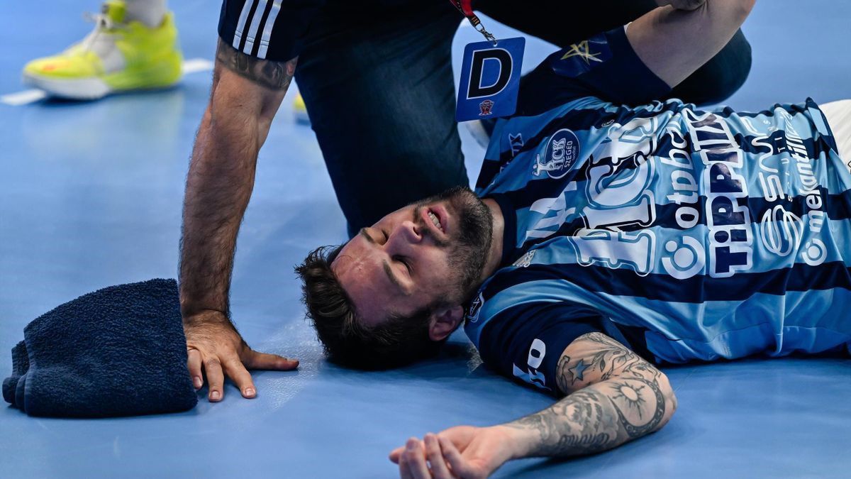 Dean Bombac súlyos sérülést szenvedett a Veszprém elleni bajnoki döntő első mérkőzésén (Fotó: MTI/Vasvári Tamás)