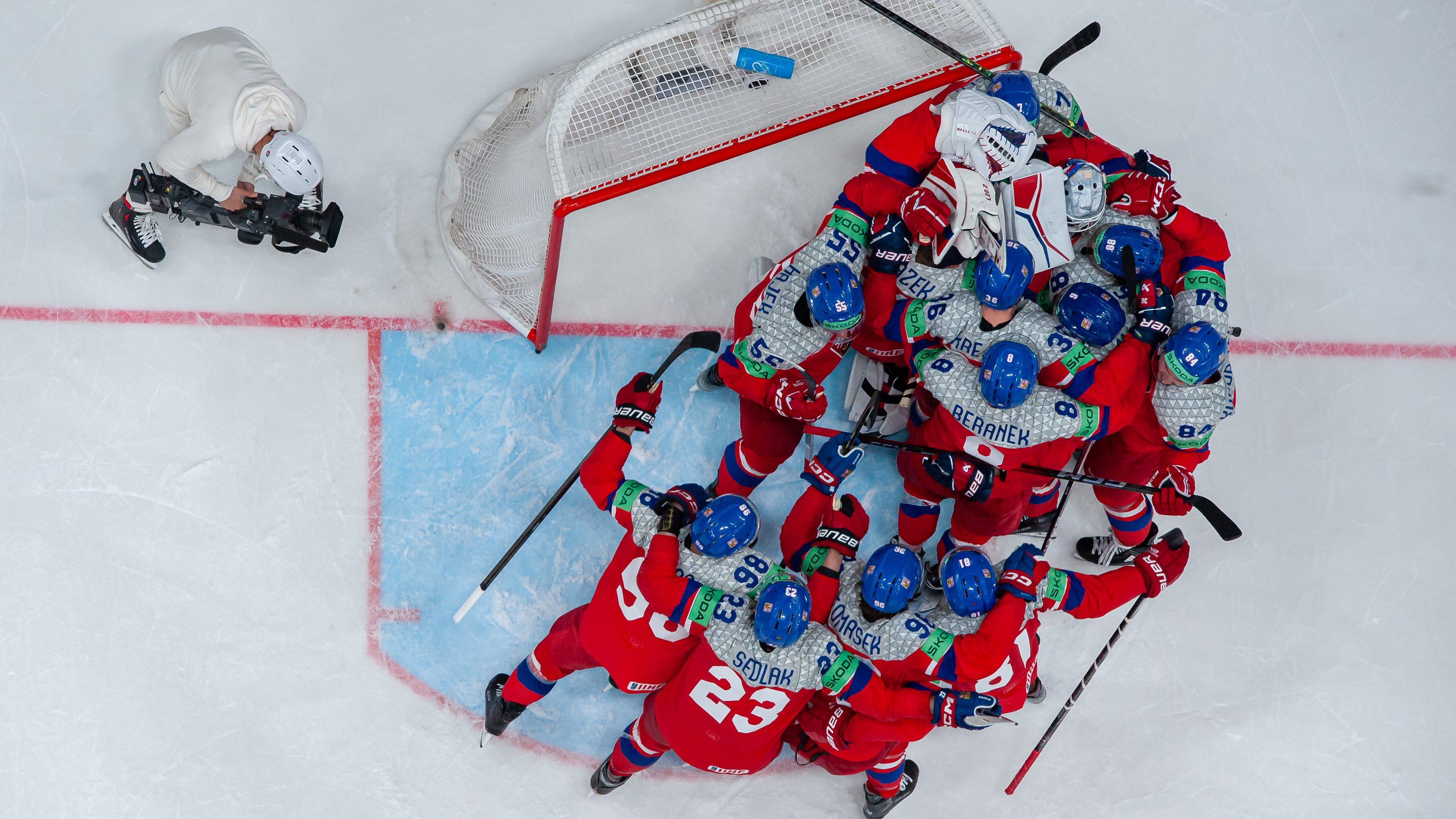 Csehország hazai pályán döntős a jégkorong-világbajnokságon