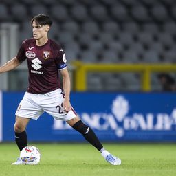 Az AC Milan közel áll az olasz válogatott középpályás megszerzéséhez