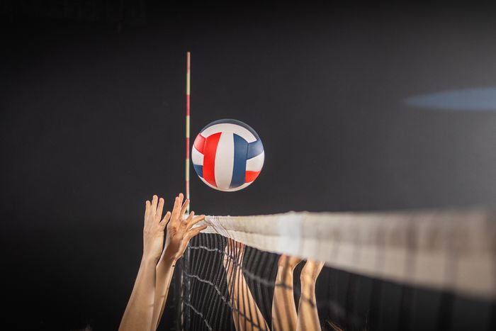 Tizenkét csapat nevezett az összevont bajnokságba