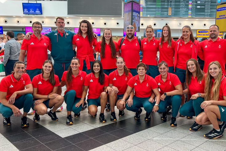 Női pólósaink is elindultak az olimpiára