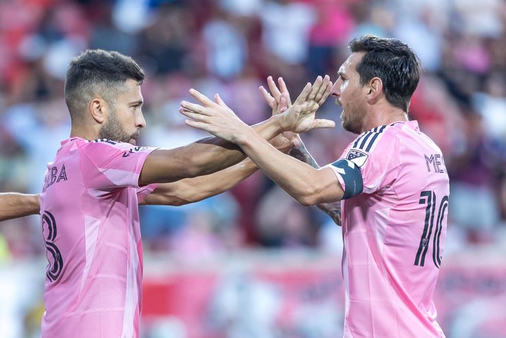 Lionel Messit és Jordi Albát eltiltotta az MLS