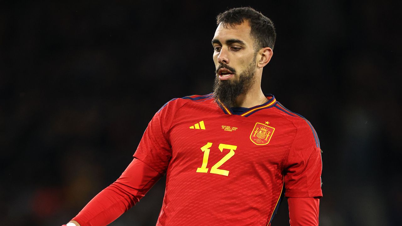 El delantero español canceló la selección, castigando al escandaloso presidente