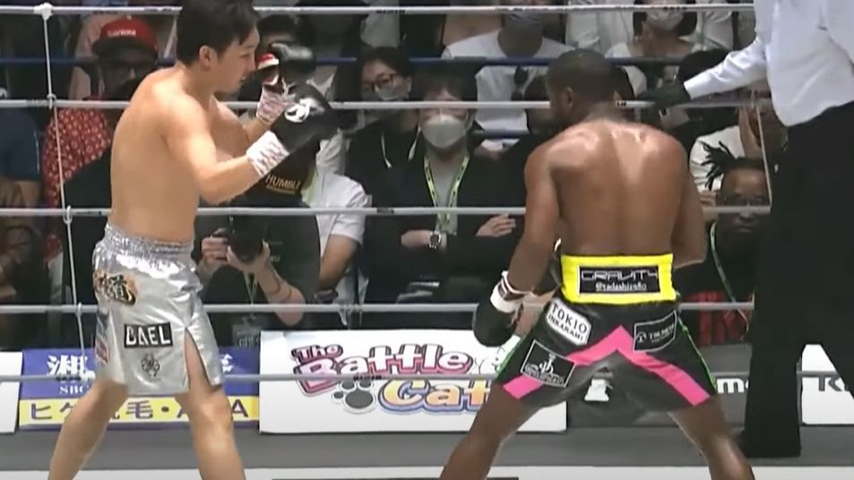 Mayweather kiütötte a japán MMA-harcost – videóval