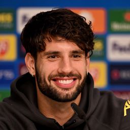 Ezzel a képpel köszöntötte a születésnapos Szoboszlait a Liverpool