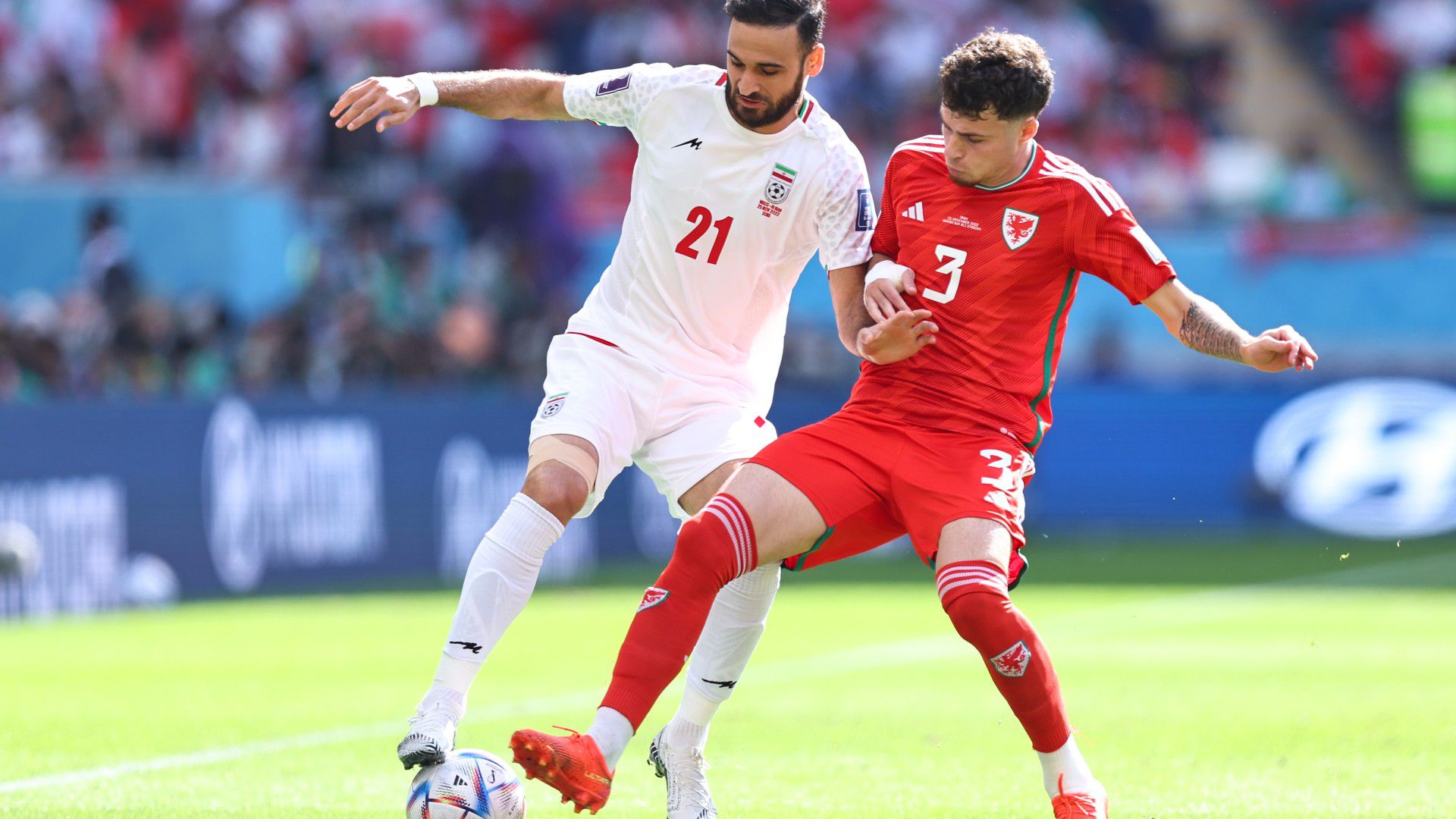 ÉLŐ: Irán egy hatalmas kiütésből tápászkodik fel Wales ellen, 2-0