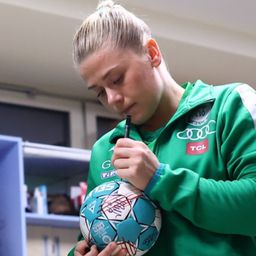 A norvég sztár 2026 nyaráig biztosan Győrben marad