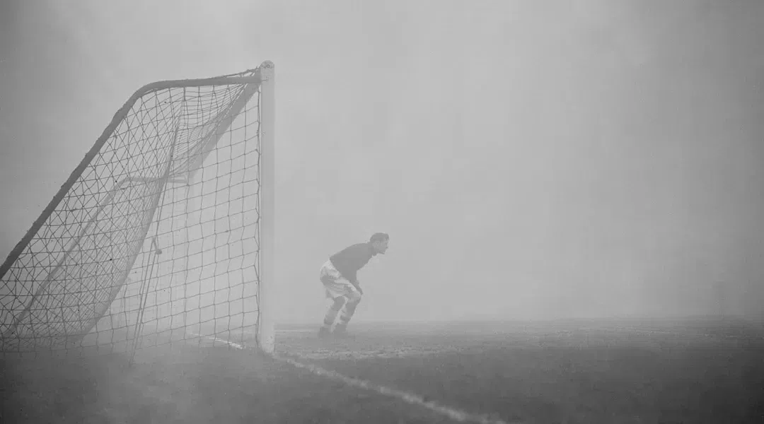 A ködbe veszett kapus, a tökrészeg futballcsapat, és a két klub, melyeket elfelejtett a Mikulás – vicces karácsonyi focisztorik