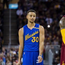 Steph Curry és LeBron James a 2016-os karácsonyi meccsükön (Fotó: Getty Images)