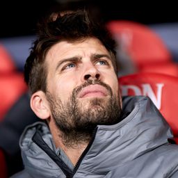 KÉP: Piqué először mutatta meg a közösségi oldalán új barátnőjét