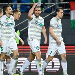 Kolbásszal, sonkával pörgette fel a paksiakat Böde