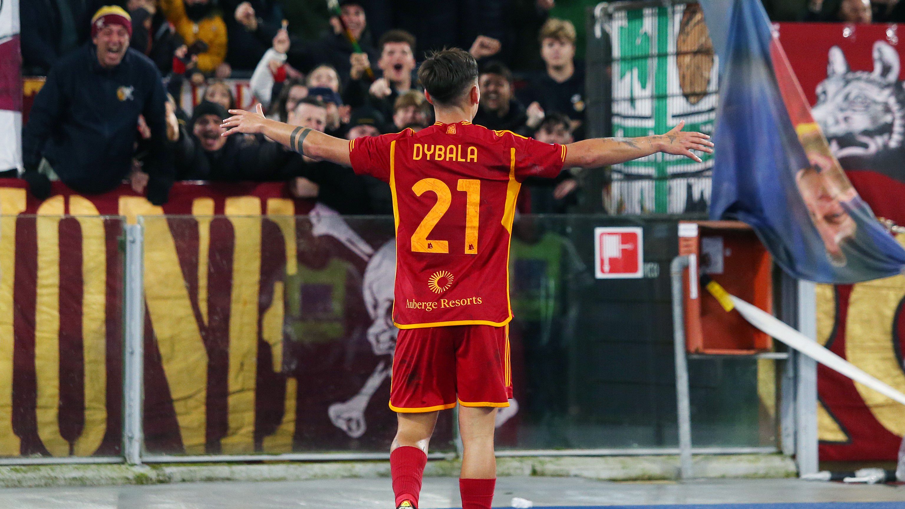 Paulo Dybala háromszor villant, nyert a Roma