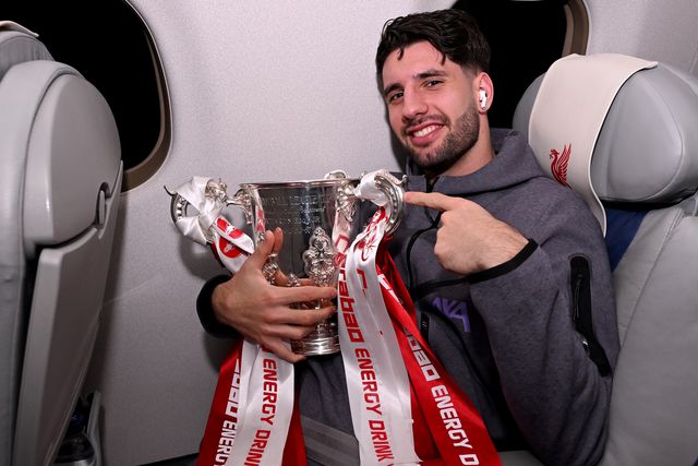 Szoboszlai Dominik az első Liverpoollal nyert trófeájával