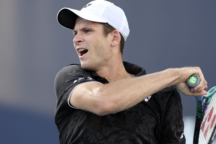 Hubert Hurkacz továbbjutott a miami tenisztornán