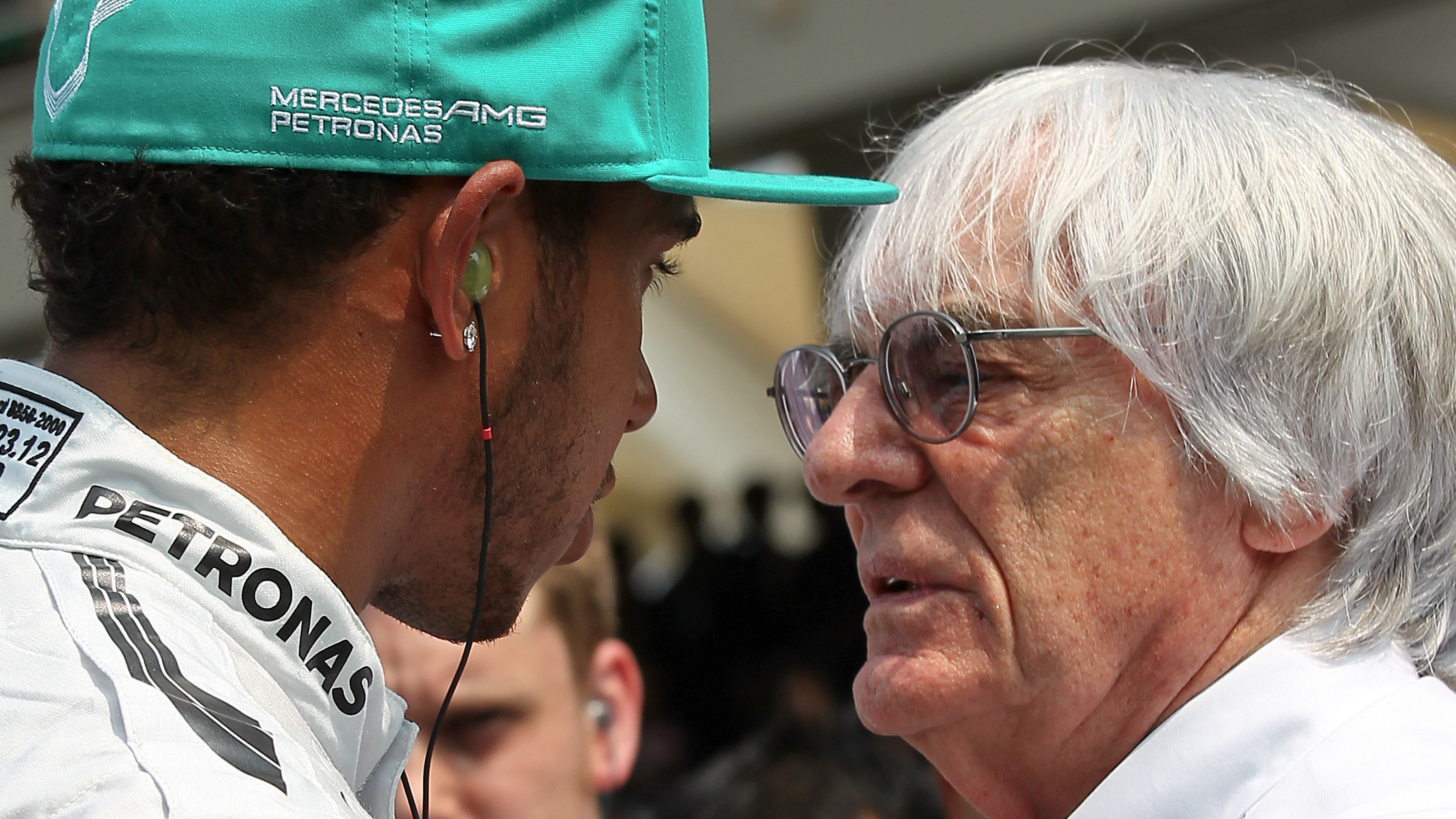 Bernie Ecclestone alaposan kiosztotta Lewis Hamiltont (Fotó: Getty Images)