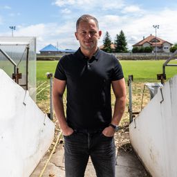 „Ha az kell a cél eléréséhez, átmegyek a falon is!” – púder nélküli interjú a Nyíregyháza sportigazgatójával, Fekete Tivadarral