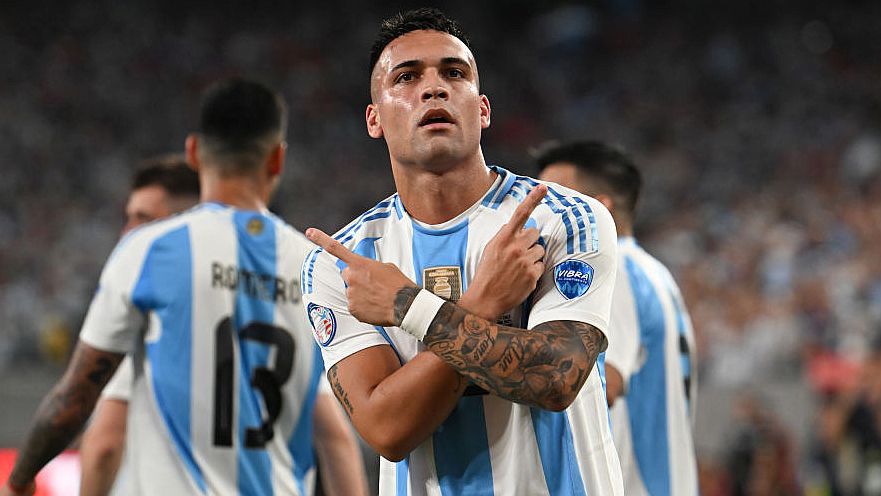 Hiába a hatalmas fölény, Argentína csak egy késői góllal győzte le Chilét