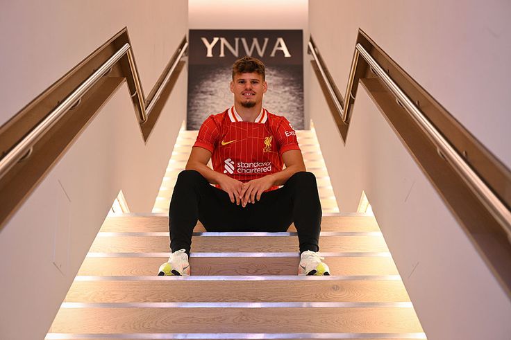 Kerkez Milos a Liverpool játékosa, Cristiano Ronaldo gigászi összegért hosszabbított – az elmúlt 24 óra legfontosabb sporthírei