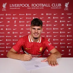Hivatalos: Kerkez Milos a Liverpool játékosa
