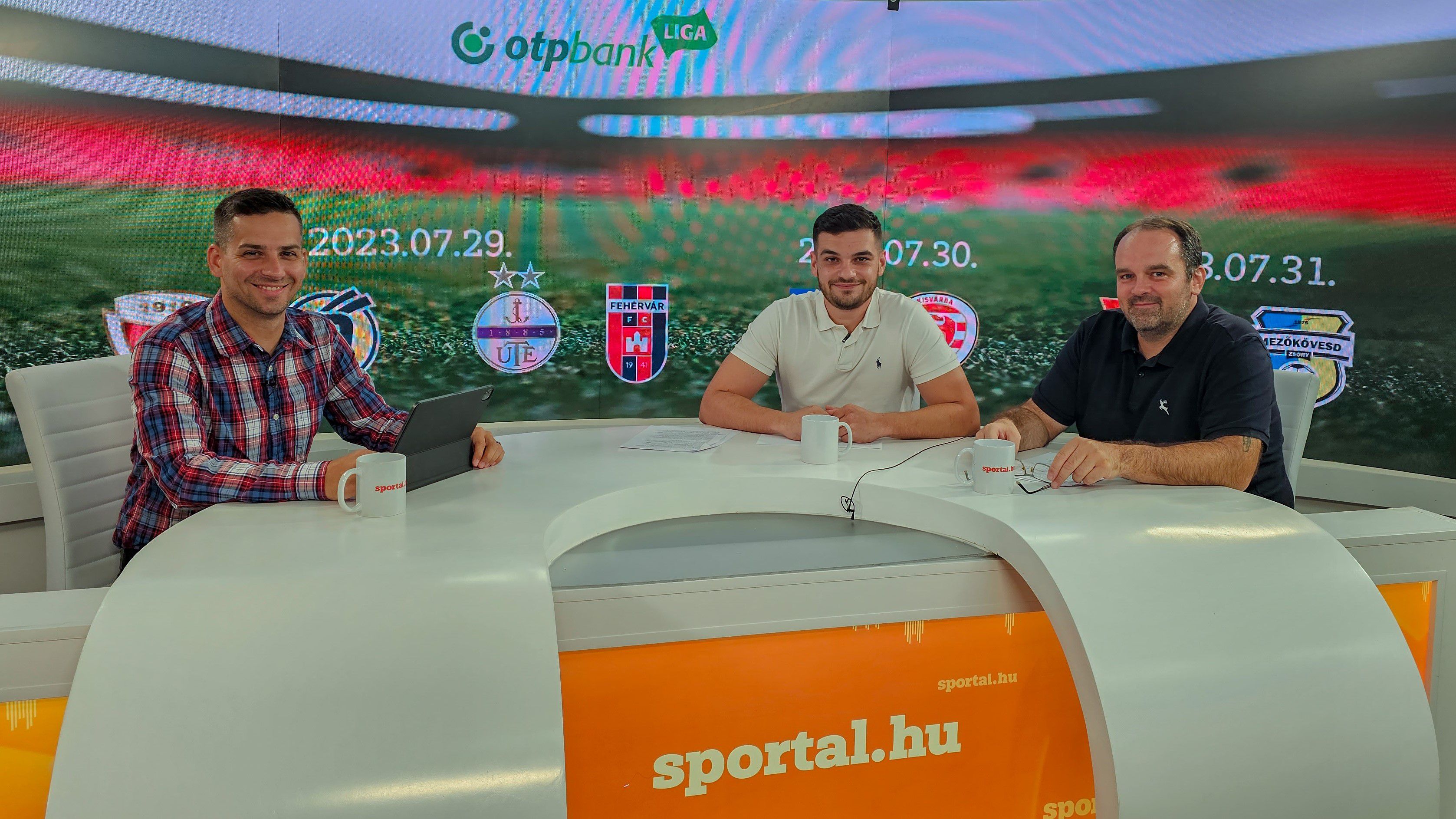 A Sportál Tv stúdiójában Cselleng Ádám, Cseh Benjámin és Tősér Norbert