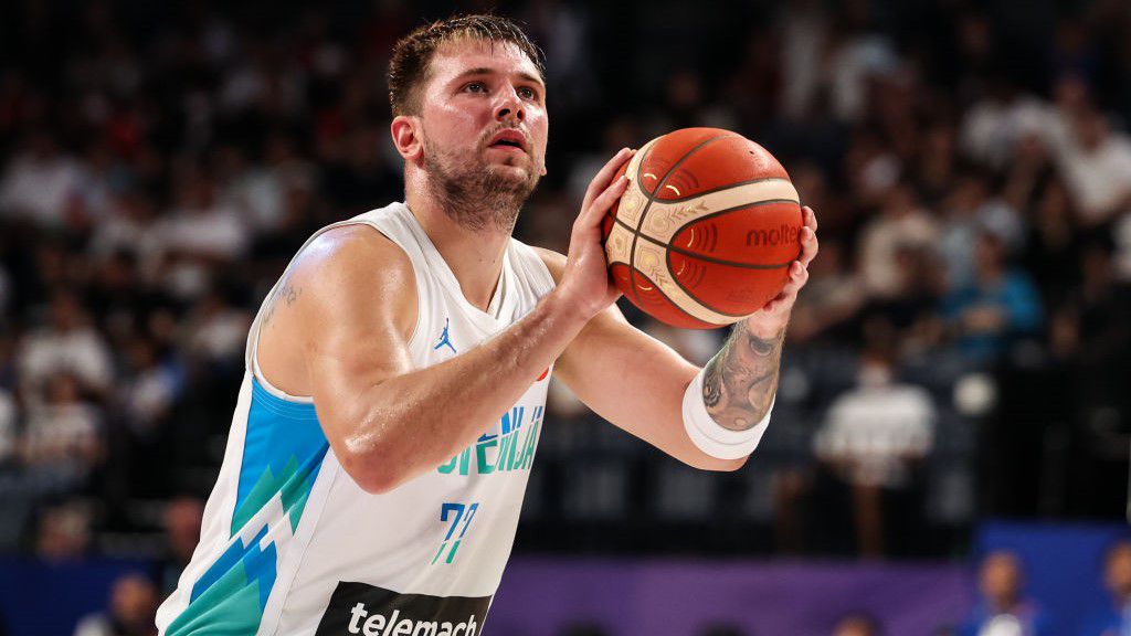 Az Egyesült Államok 99, Doncic 37 ponttal kezdett