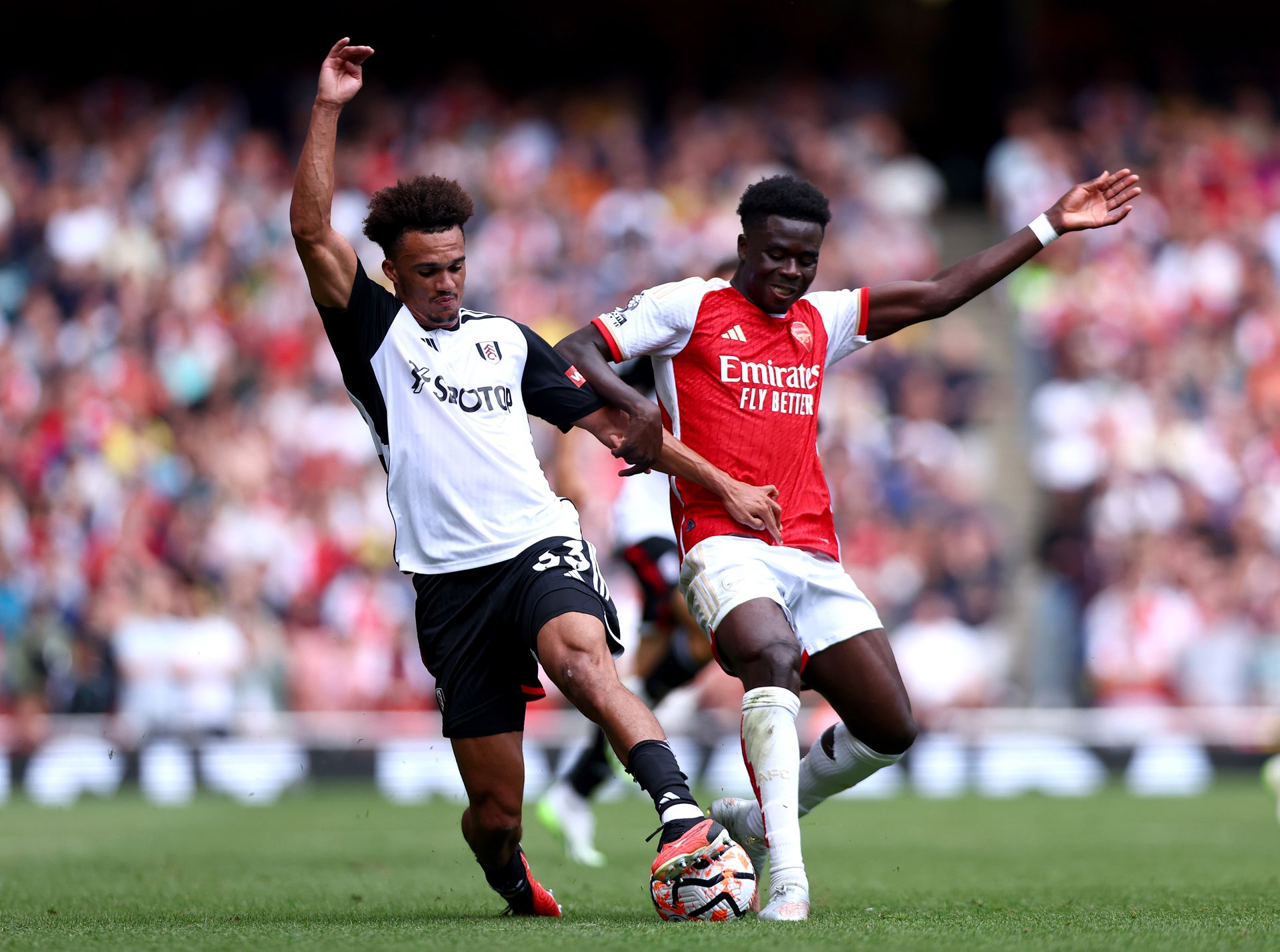 Az első percben Bukayo Saka hibája után került előnybe a Fulham az Arsenal otthonában Fotó: Getty Images