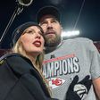 Taylor Swift és NFL-sztár párja eljegyezték egymást