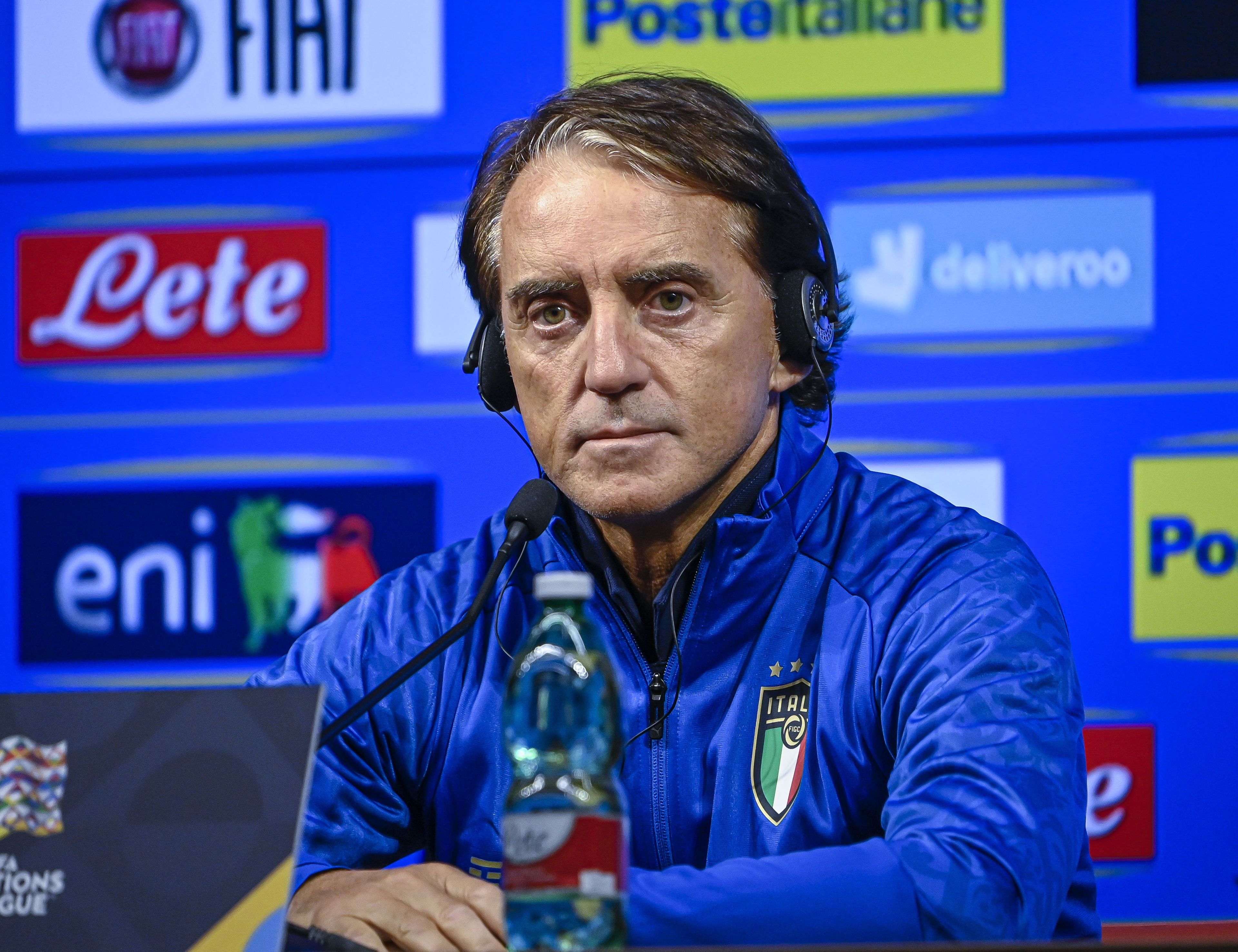 Az olasz válogatottat irányító Roberto Mancini hálás volt a magyar szurkolóknak, amiért megtapsolták az olasz válogatott himnuszát. Fotó: MTI