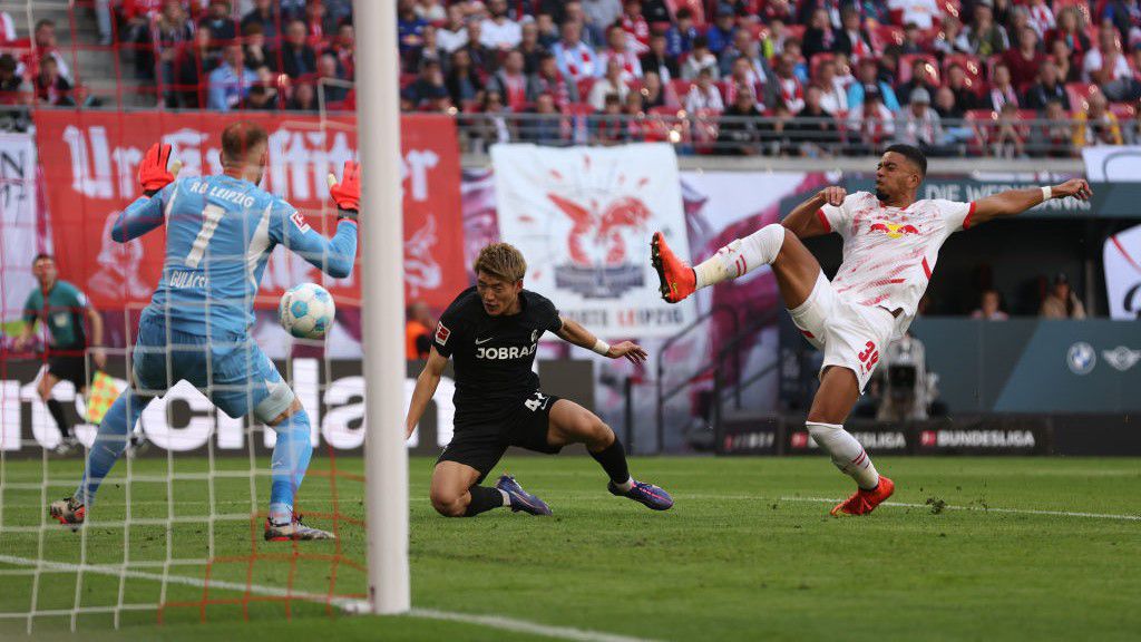 A Leipzig már az első a Bundesligában; jön este az el Clásico – élő eredménykövető a topligák szombati mérkőzéseiről