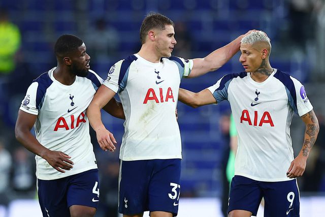 A holland középhátvéd lett a meccs hőse