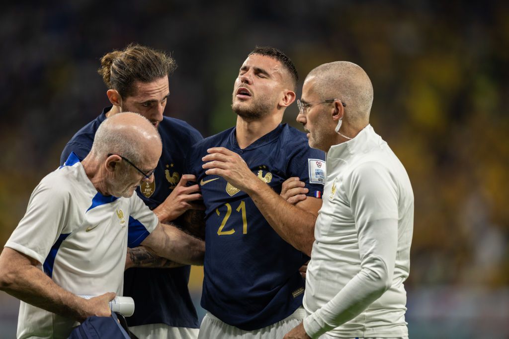 Már a visszavonulását fontolgatja a vb-n súlyosan megsérült francia focista
