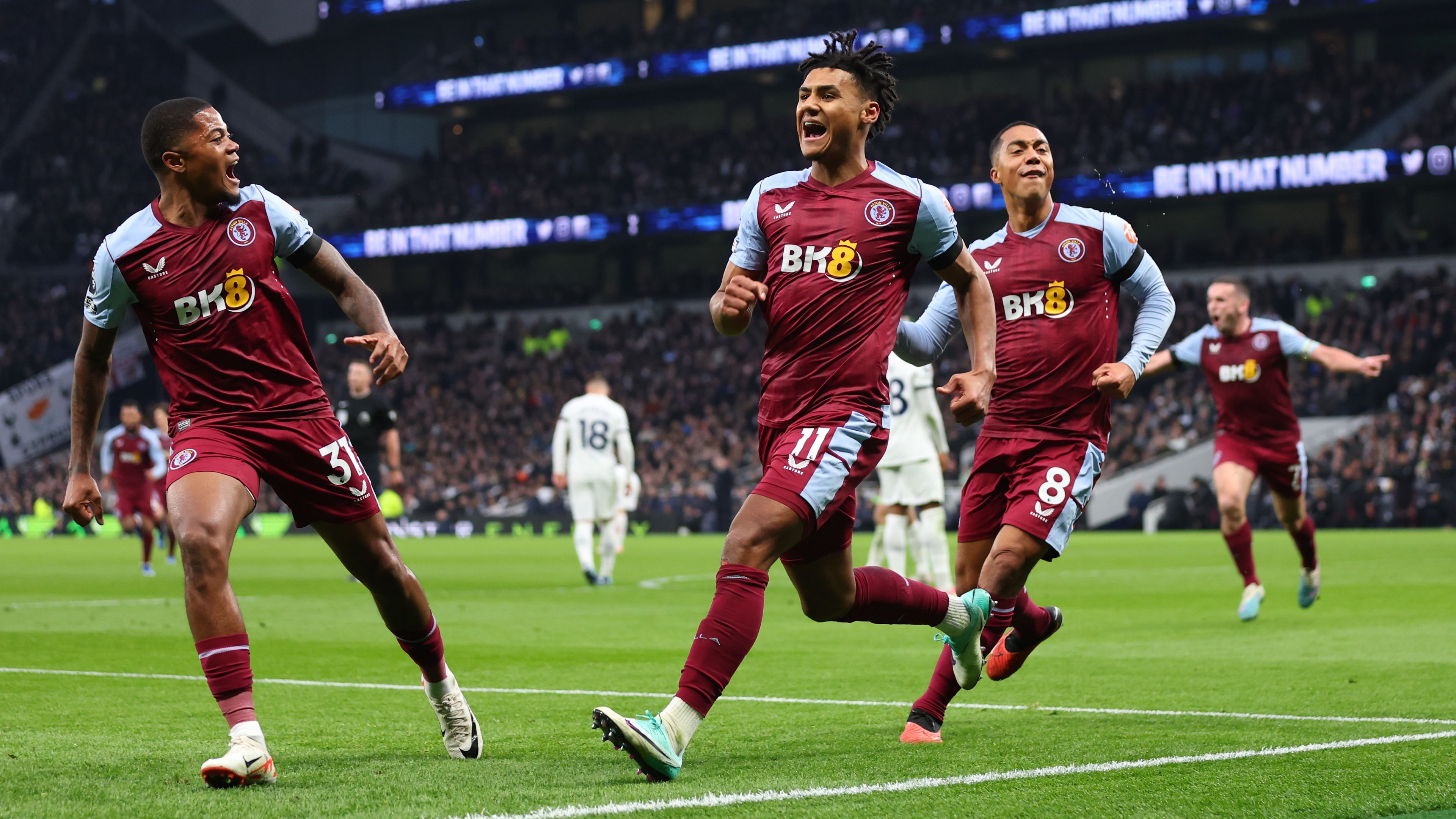 Ollie Watkins tovább remekel a Premier League-ben...