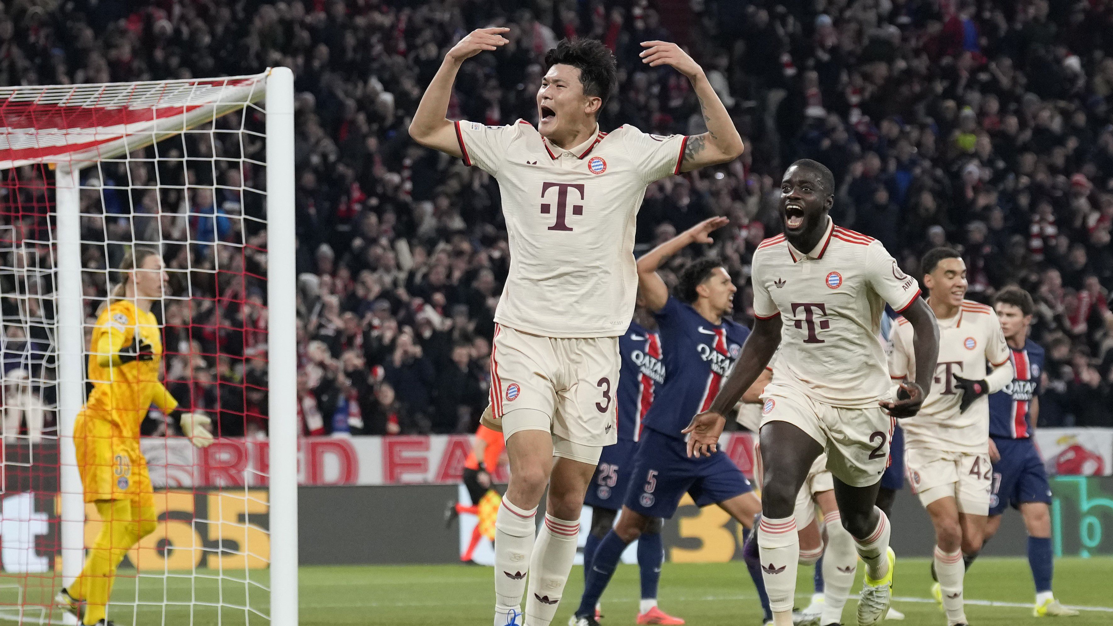 A Bayern megverte a PSG-t; a Barcelona elvette a meglepetéscsapat veretlenségét