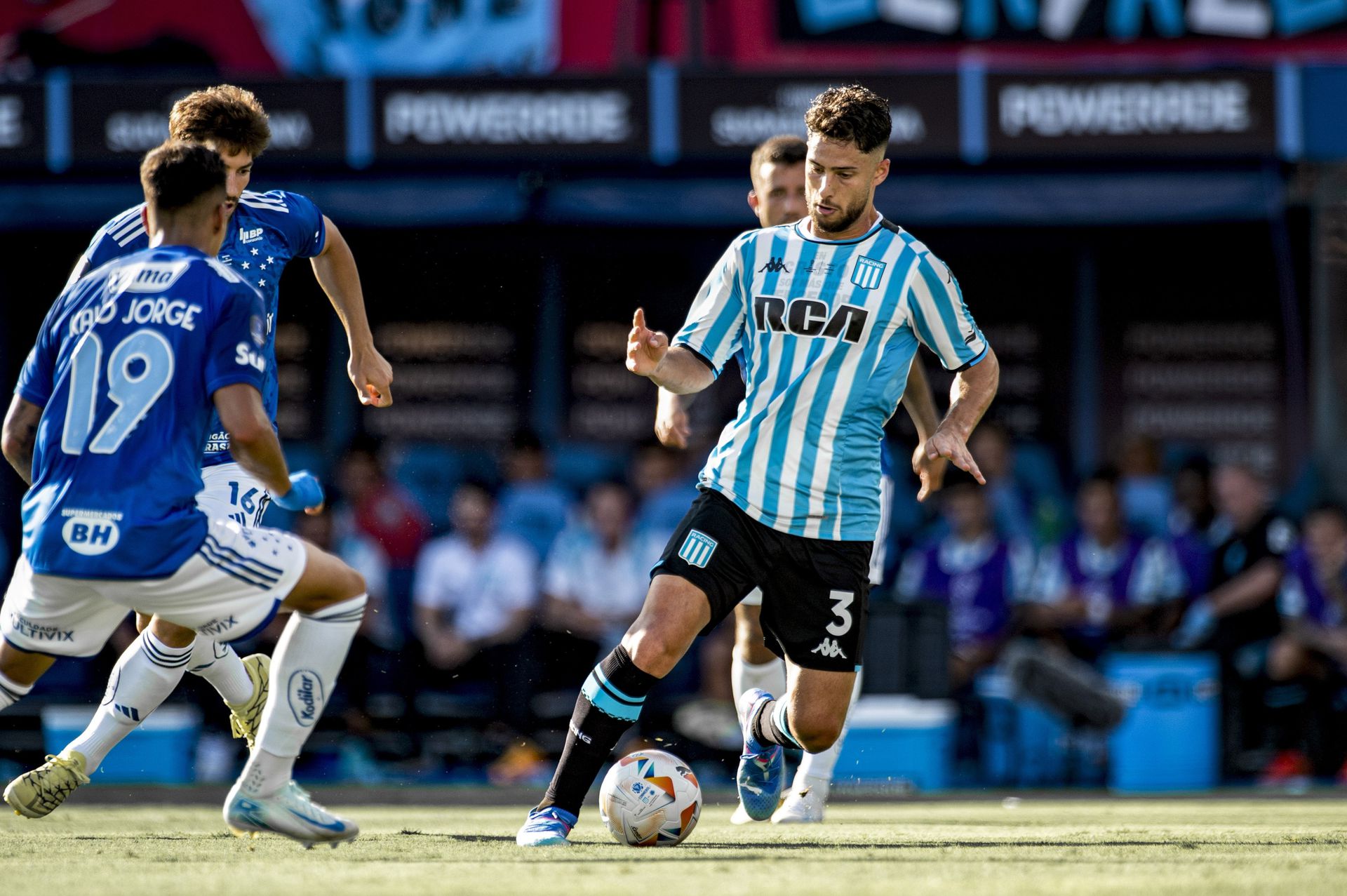 A világoskék-fehér mezes argentinok 3-1-re verték a Cruzeirót a döntőben/Getty