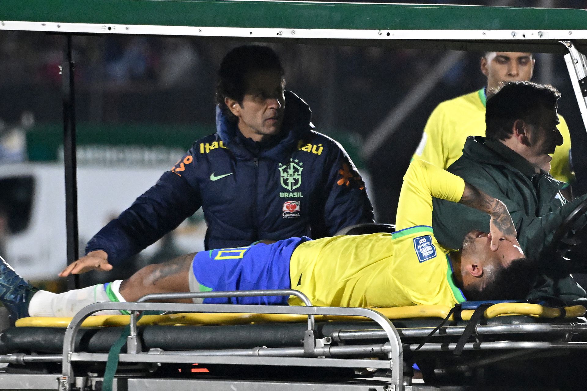 A válogatottnál szenvedett súlyos térdsérülést Neymar.
Fotó: Getty