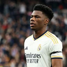 A születésnapos volt a hős, az élre ugrott a sorozatban ötödik bajnokiját nyerő Real Madrid – videóval