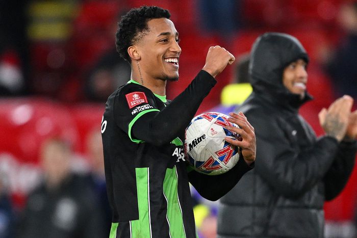 Joao Pedro triplázott a Sheffield United otthonában