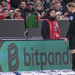 Forradalmi újítás a Bundesligában: a játékvezetők megmagyarázzák a döntéseket
