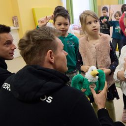 Óvodában vendégeskedtek a Fradi játékosai