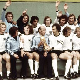 Csak két külföldi került be a 125 éves Bayern München álomtizenegyébe