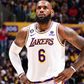 LeBron James egy hónap után játszott ismét
