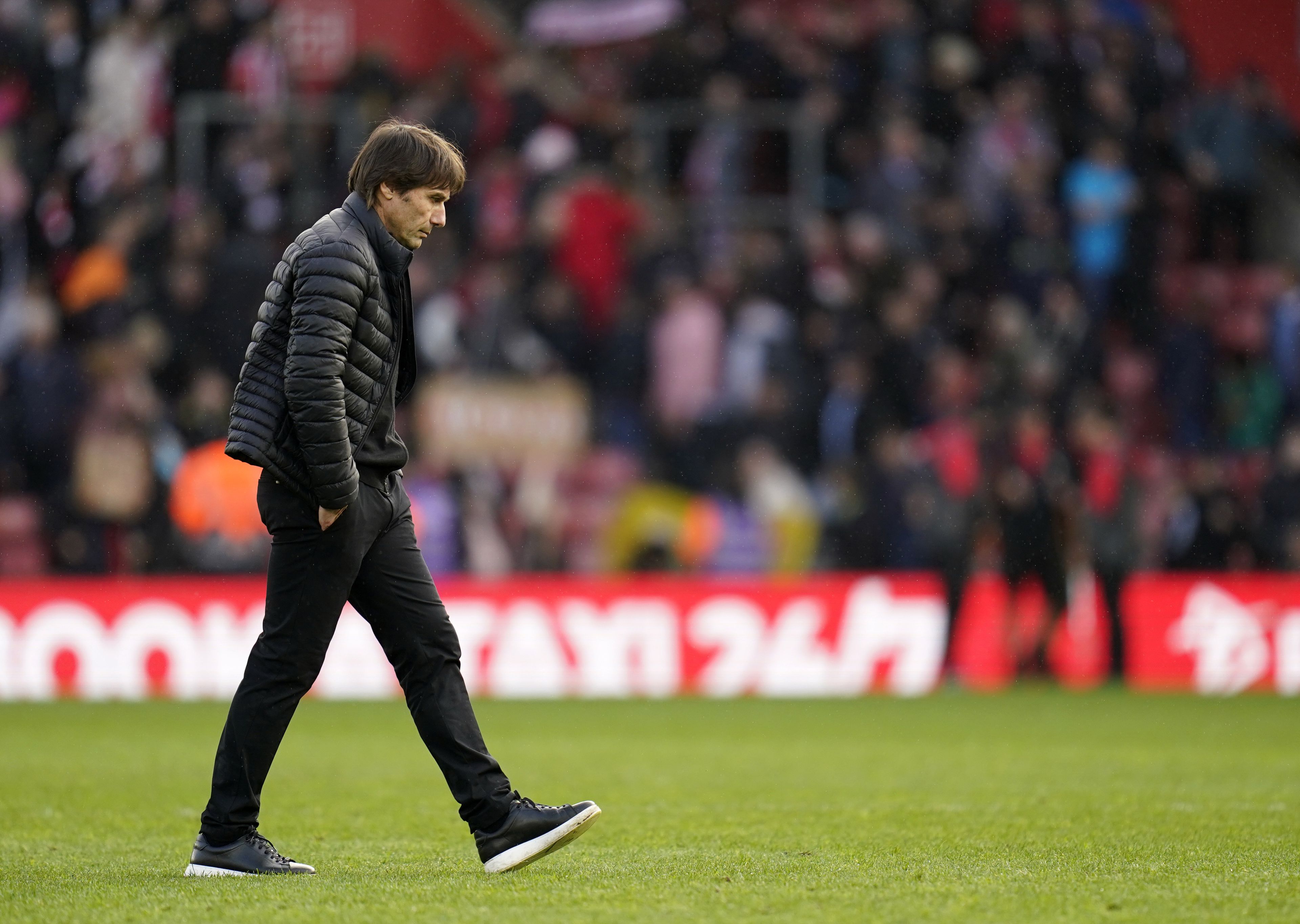 Antonio Conte másfél év után távozik a Tottenhamtől /Fotó: Getty Images