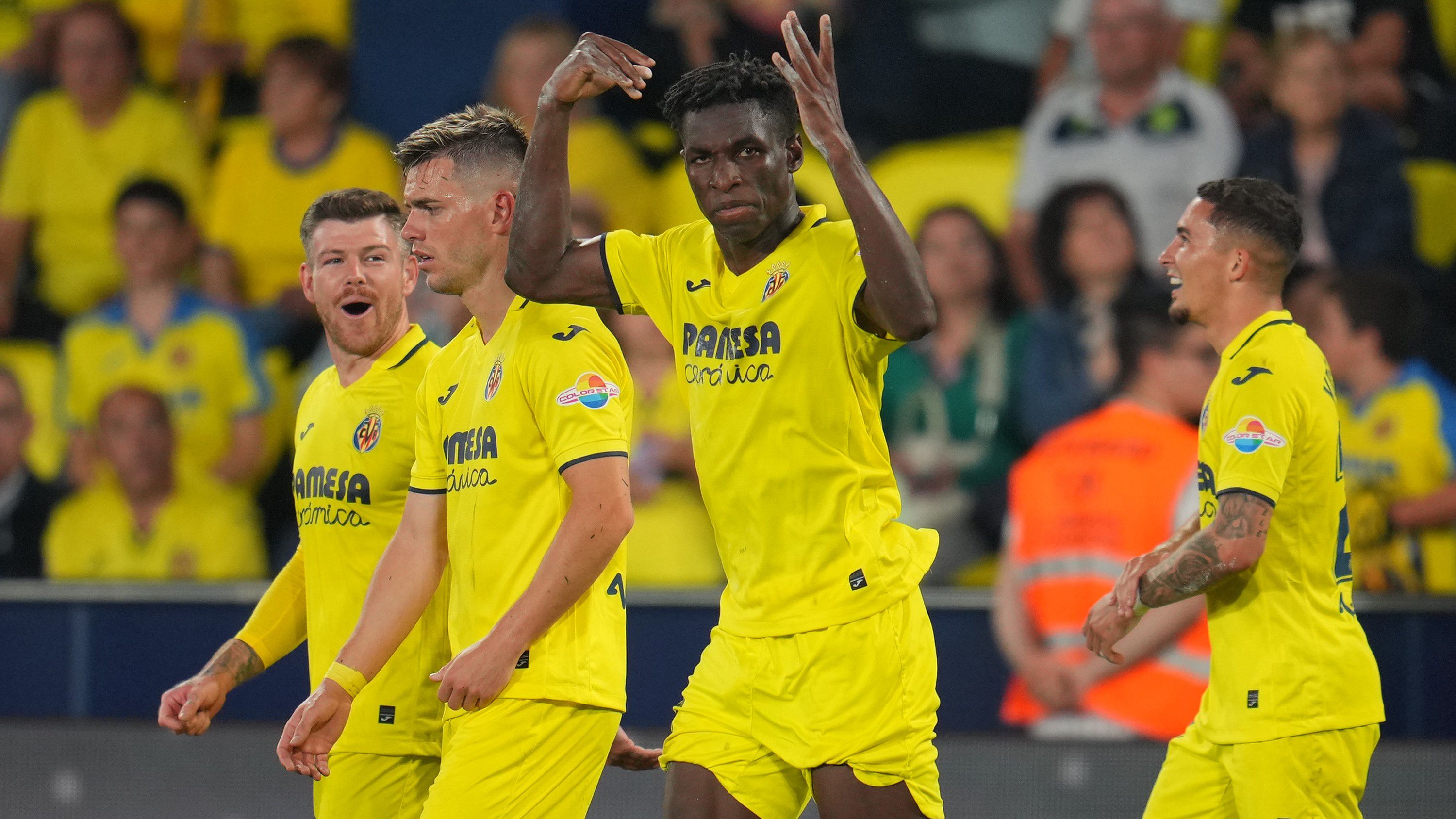 Gólzáporos meccsen nyert a Villarreal; győzelemmel menekül a Valencia a kiesés elől – videóval