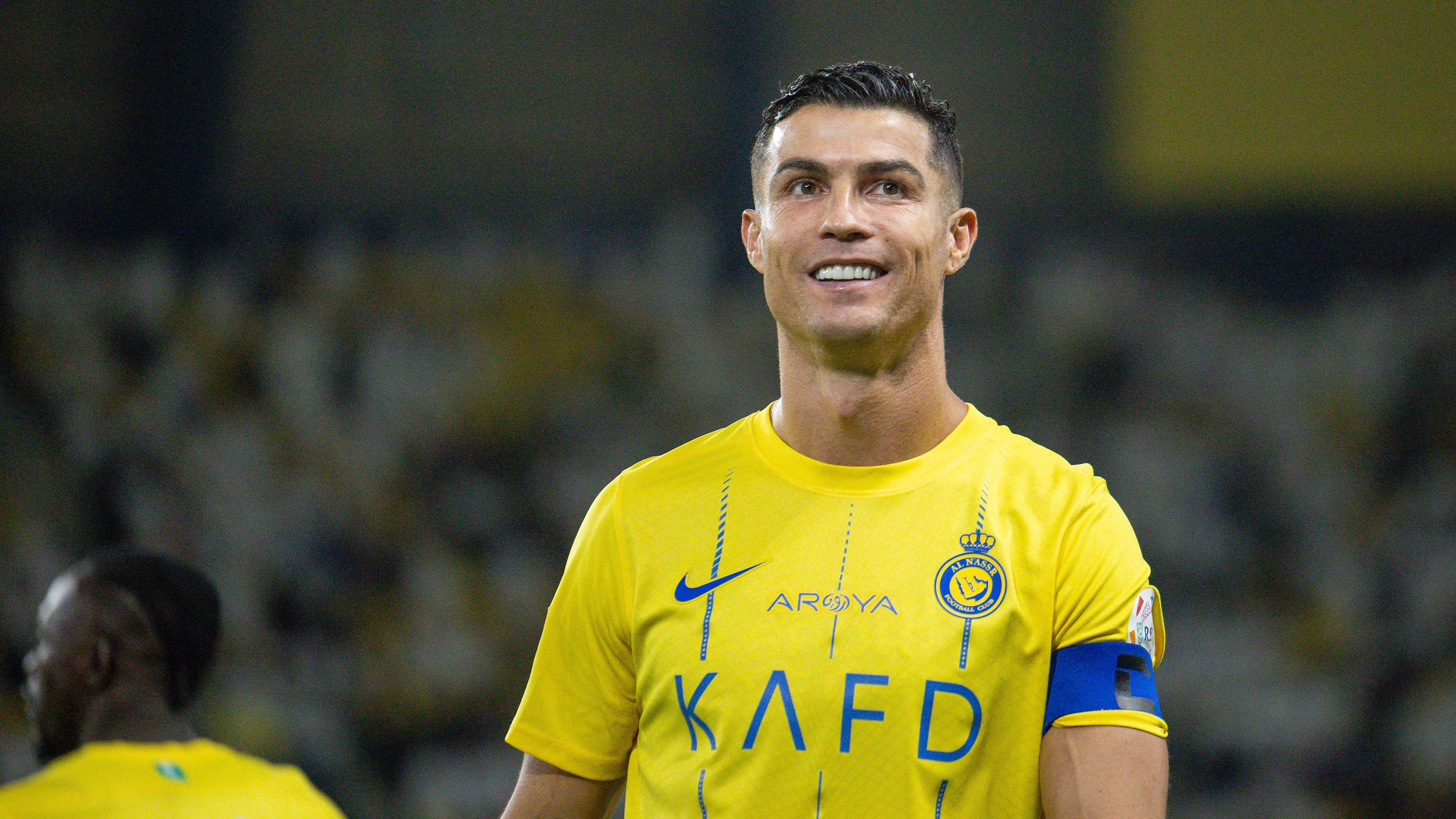 Cristiano Ronaldo lett az első játékos, aki négy különböző bajnokságban elnyerte a gólkirályi címet.