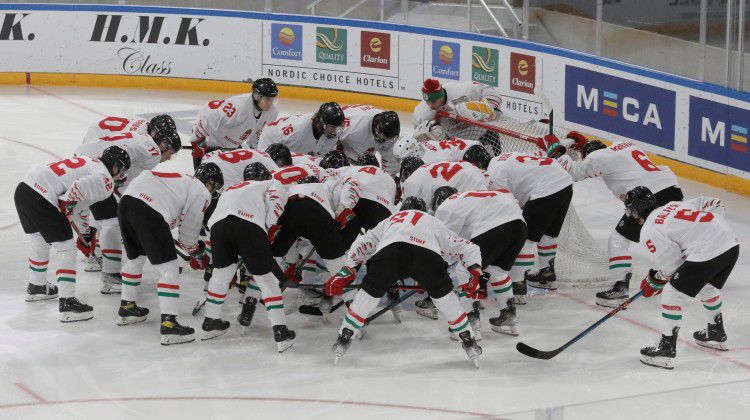 A magyar U20-as jégkorong-válogatott a kanadai U18-asokkal játszik