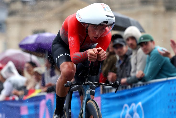 Evenepoel nyert az egyéni időfutamban, Valter Attila 22. lett