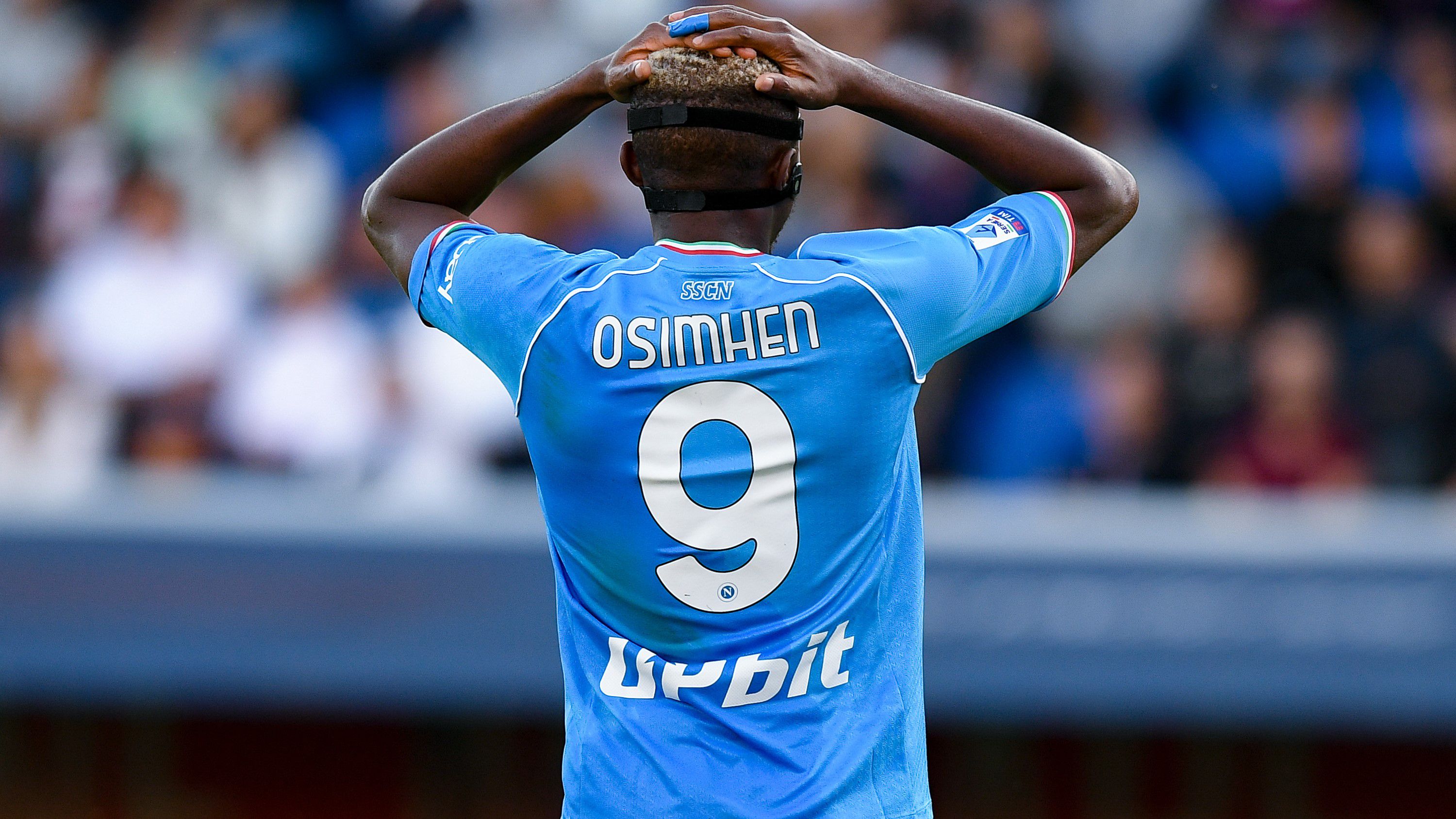 Saját játékosát gúnyolta ki a Napoli, a támadó jogi lépéseket tehet